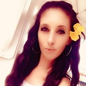 Meet your Posher, Nikki